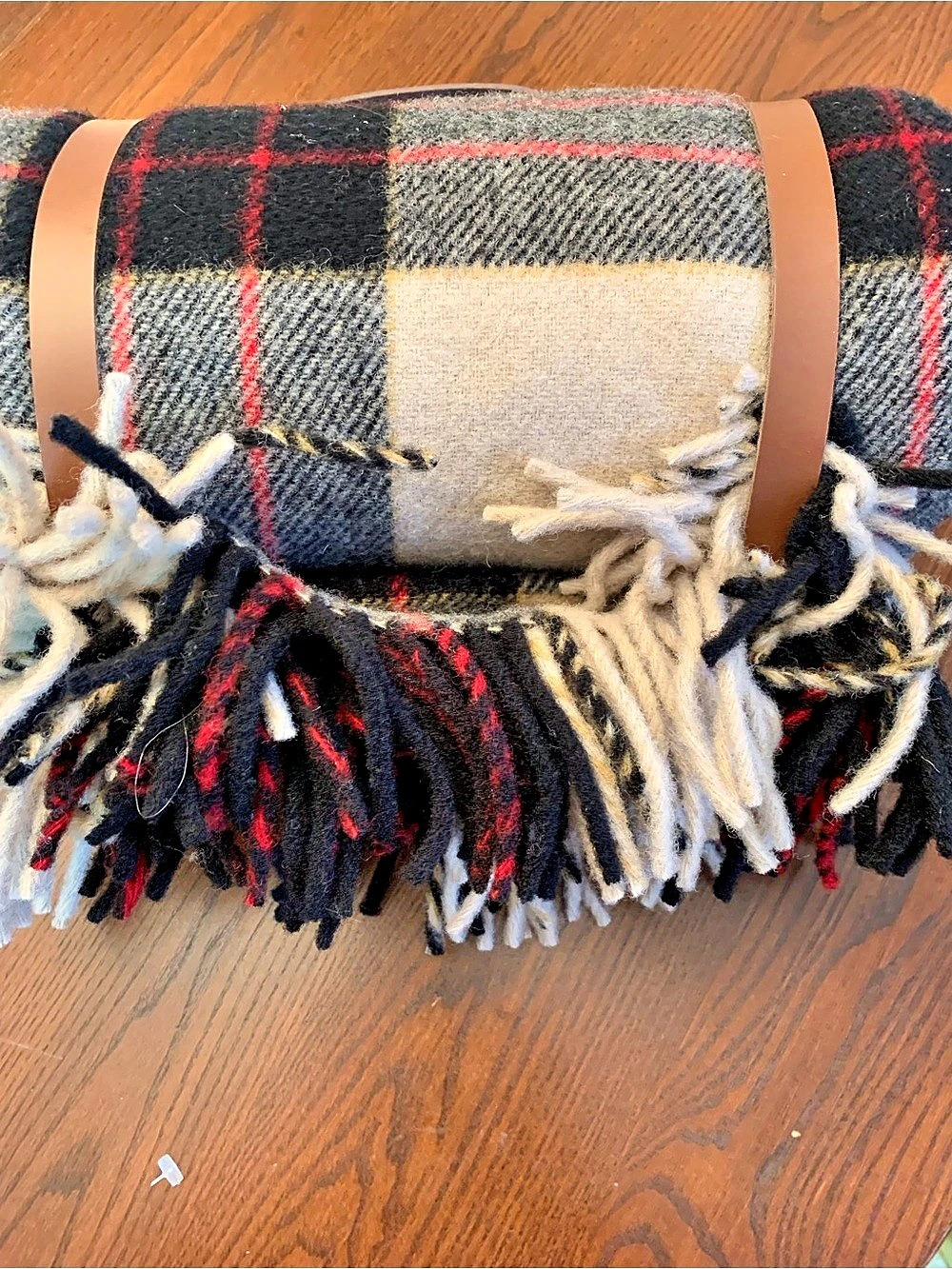 Pendleton Motor Robe with Leather Carrier - Hillsdale Plaid Wool Plaid Blanket - Picture 4 of 6